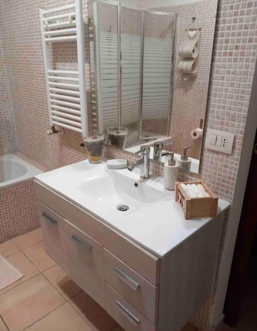 Apartamento Domus Acquedotto Roma Exterior foto